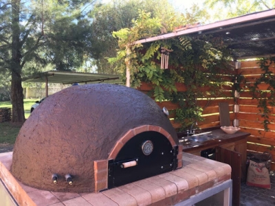 Capacitación en Construcción de Horno de Barro y Parrill...